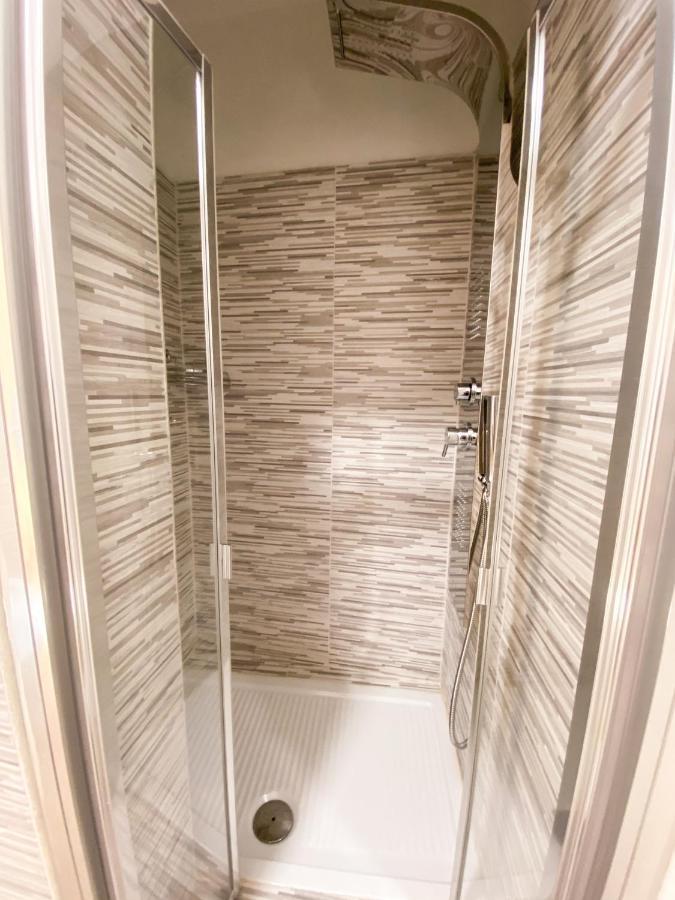 Abete Bianco - Albergo Del Natale กามิลยาเตลโล ซีลาโน ภายนอก รูปภาพ