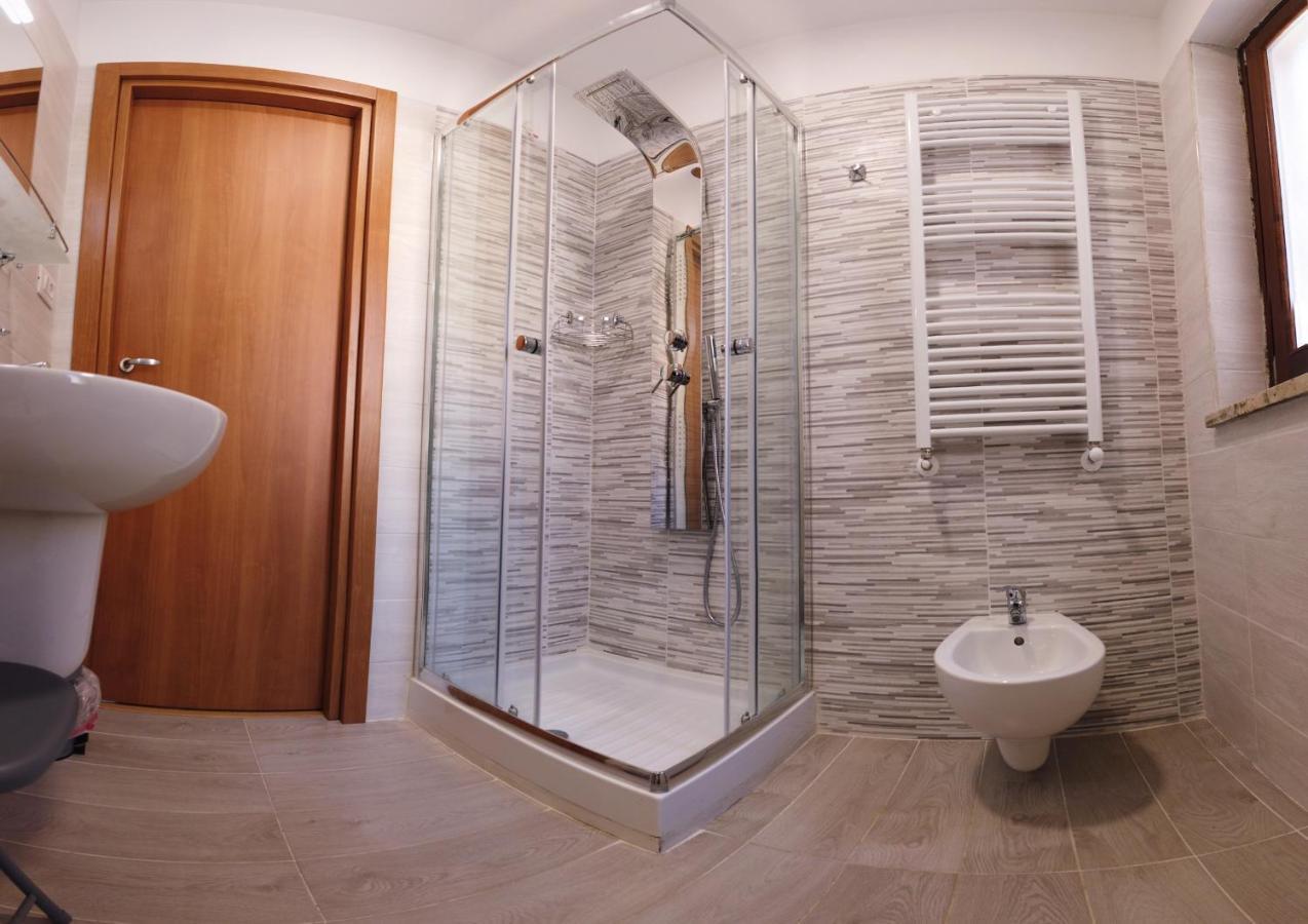 Abete Bianco - Albergo Del Natale กามิลยาเตลโล ซีลาโน ภายนอก รูปภาพ